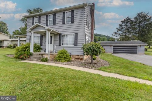 207 Westfall St, MC ALISTERVILLE, PA, 17049-9652 | Card Image