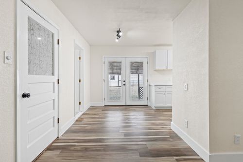 712 Pine St, Hurst, TX, 76053-5532 | Card Image