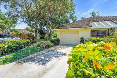 11258 Twelve Oaks Way, North Palm Beach, FL, 33408-3210 | Card Image