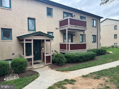 3806-3806 Eastview Ln, WILMINGTON, DE, 19802-1756 | Card Image