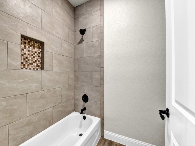 10008 Valley Oak Ct, House other with 4 bedrooms, 2 bathrooms and null parking in Springtown TX | Image 20