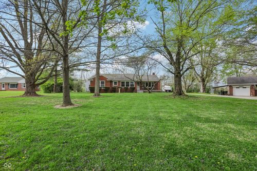 1407 W Us Highway 52, Fountaintown, IN, 46130-9437 | Card Image