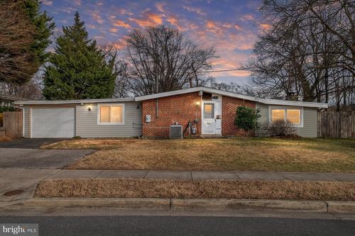 214 Saint James Dr, GLEN BURNIE, MD, 21061-4081 | Card Image