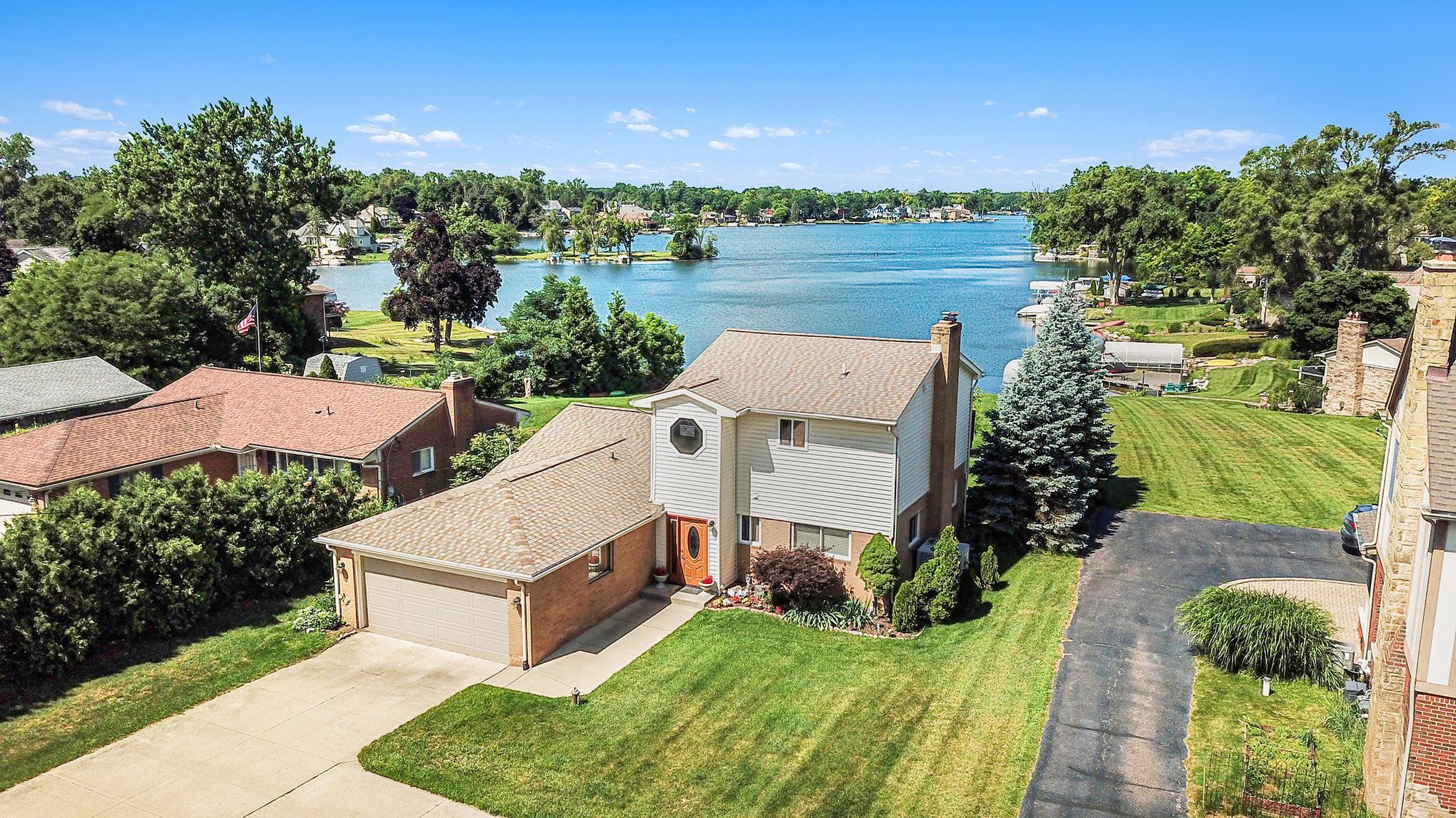 Commerce Rd, Wolverine Lake, MI 48390