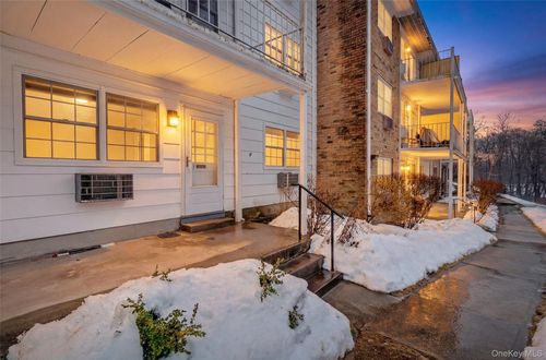 2a3-1840 Crompond Rd, Peekskill, NY, 10566-4137 | Card Image
