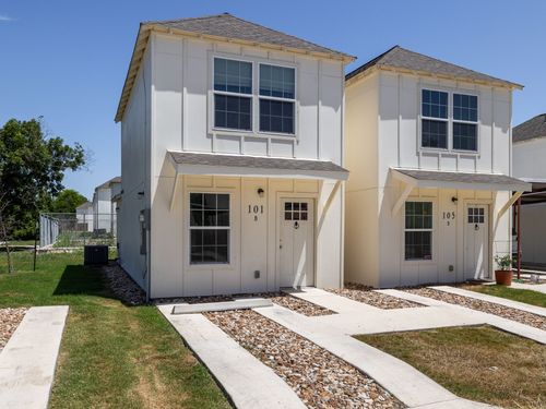 101-b-230 Debus Dr, Taylor, TX, 76574-2399 | Card Image