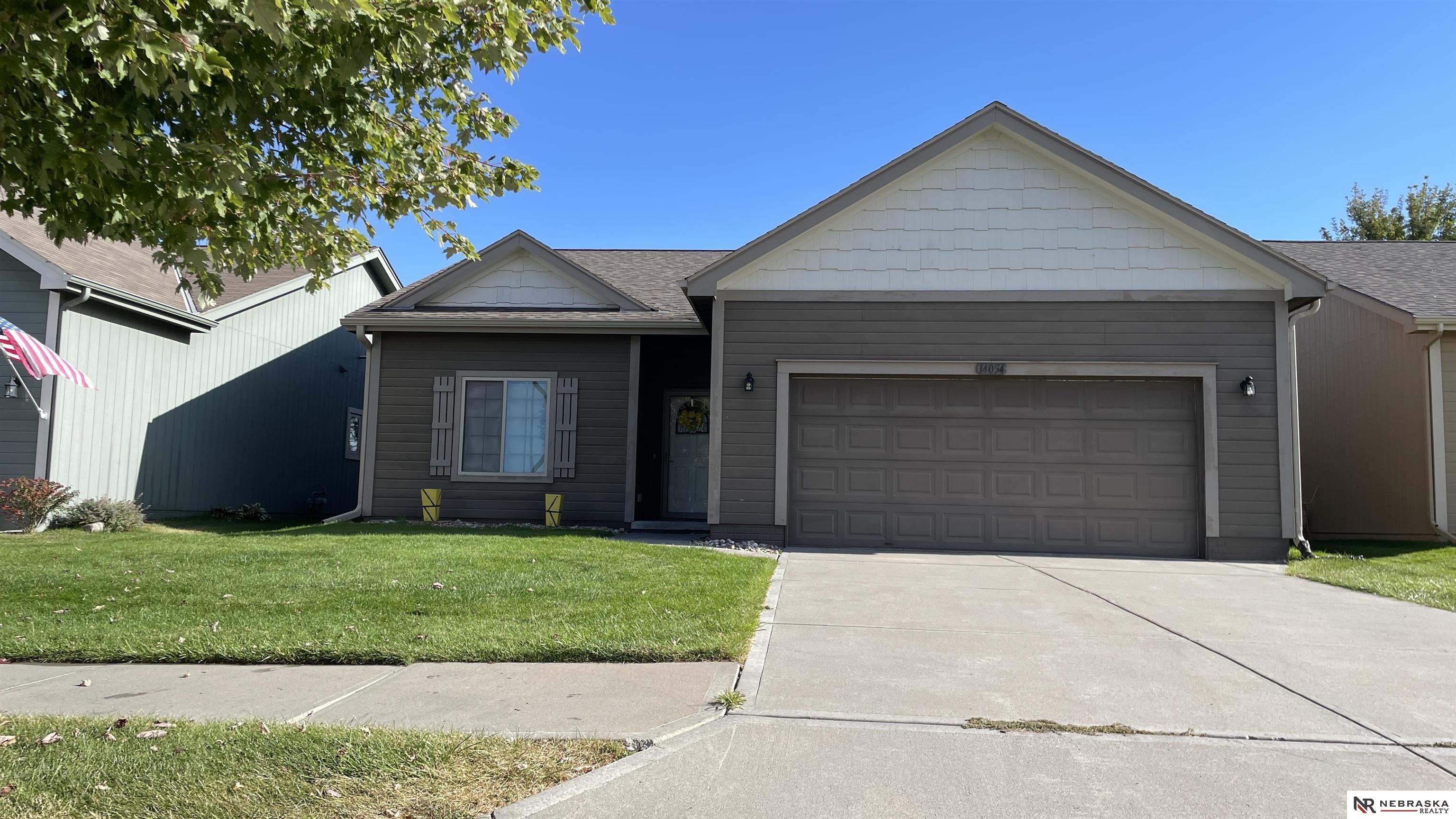Whitmore Cir, Omaha, NE 68142