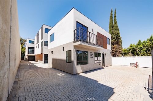 1857 Crenshaw Blvd, Los Angeles, CA, 90019-6039 | Card Image