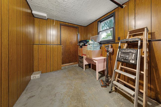 2413 Larson Ave, House other with 4 bedrooms, 2 bathrooms and null parking in Albert Lea MN | Image 16