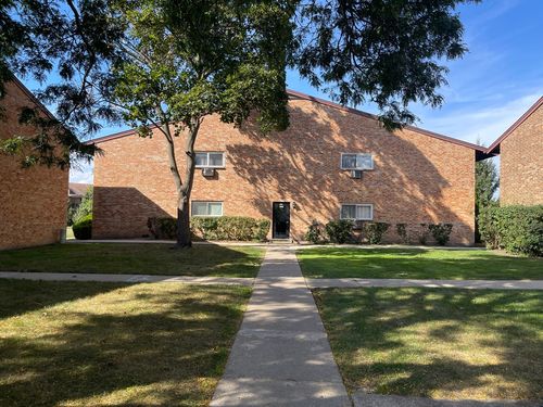 apt-106-832 E Old Willow Rd, Prospect Heights, IL, 60070-2124 | Card Image