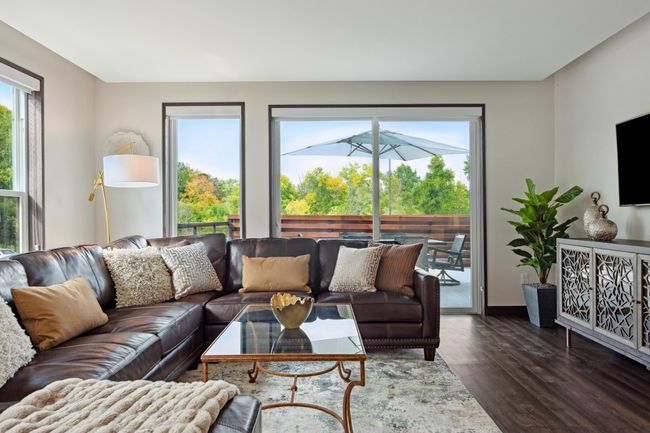 Fully Furnished Rental | Image 6