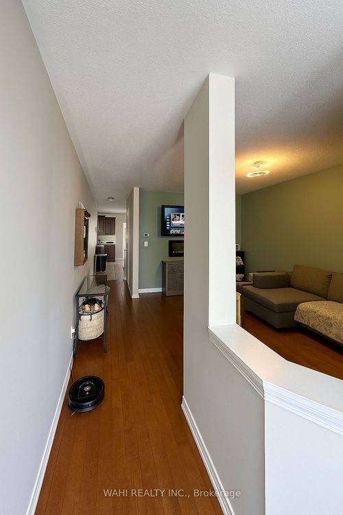 8 Lockport Way, Stoney Creek, ON, L8E0B1 | Card Image