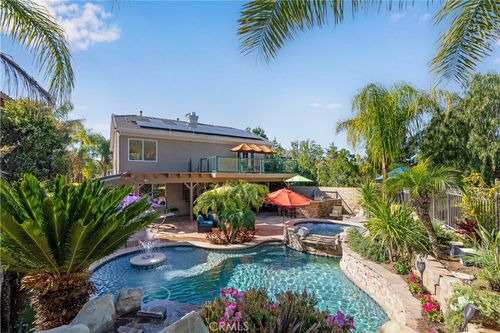 22019 Gold Canyon Dr, Santa Clarita, CA, 91390 | Card Image