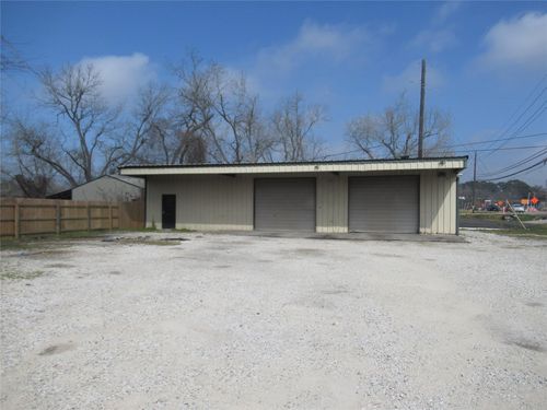 1124 Desirable Ln, Huffman, TX, 77336-4304 | Card Image