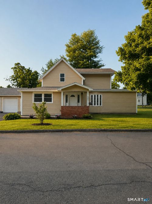 461 Mountain Rd, Newington, CT, 06111-1532 | Card Image
