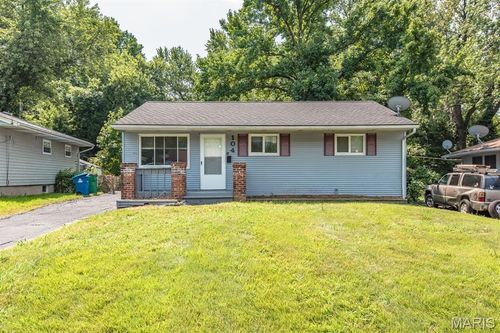 104 Glen Garry Rd, Saint Louis, MO, 63137-3814 | Card Image