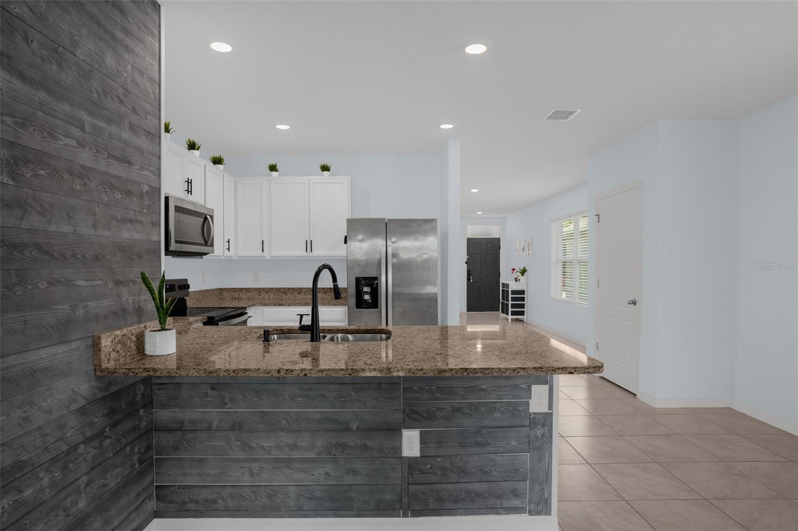 Residential in DELAND 4