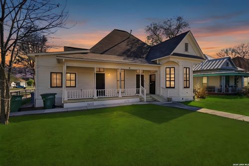 530 E Carson St, San Antonio, TX, 78208-1218 | Card Image