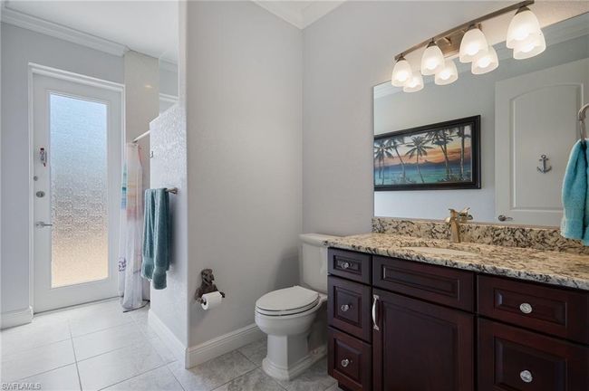 Guest Bathroom | Image 18