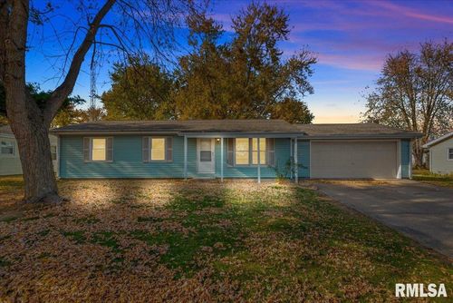 406 N Iris Dr, Auburn, IL, 62615-9317 | Card Image