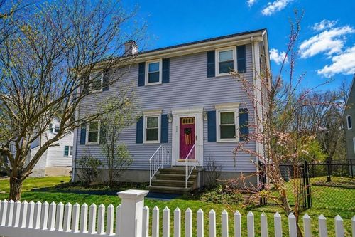 93 A Lexington St, Burlington, MA, 01803 | Card Image