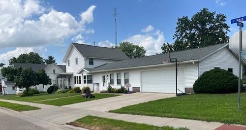 251 E Main St, Shullsburg, WI, 53586-9653 | Card Image
