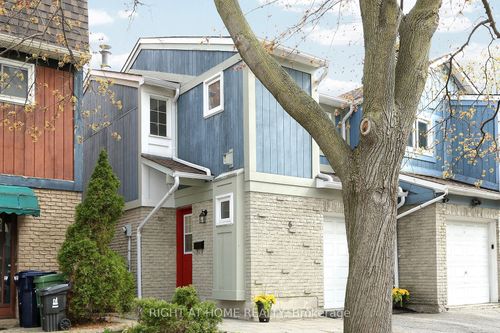 6 Snapdragon Dr, North York, ON, M2J4X6 | Card Image