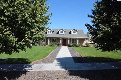 2112 Meritage Ave, Richland, WA, 99352-4587 | Card Image