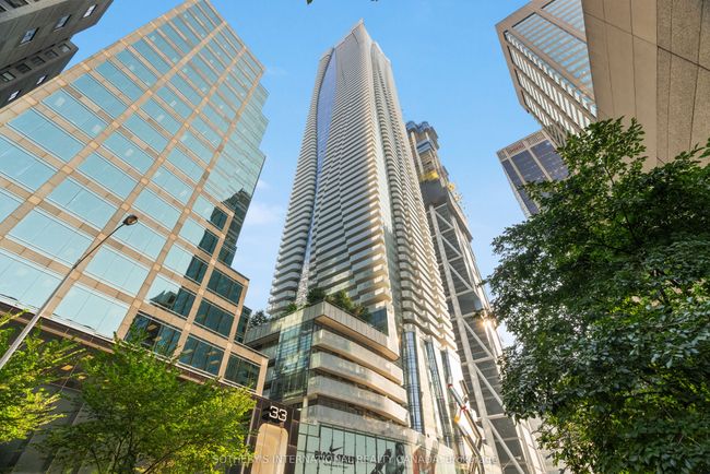 6805 - 1 Bloor St E, Condo with 3 bedrooms, 3 bathrooms and 2 parking in Toronto ON | Image 25
