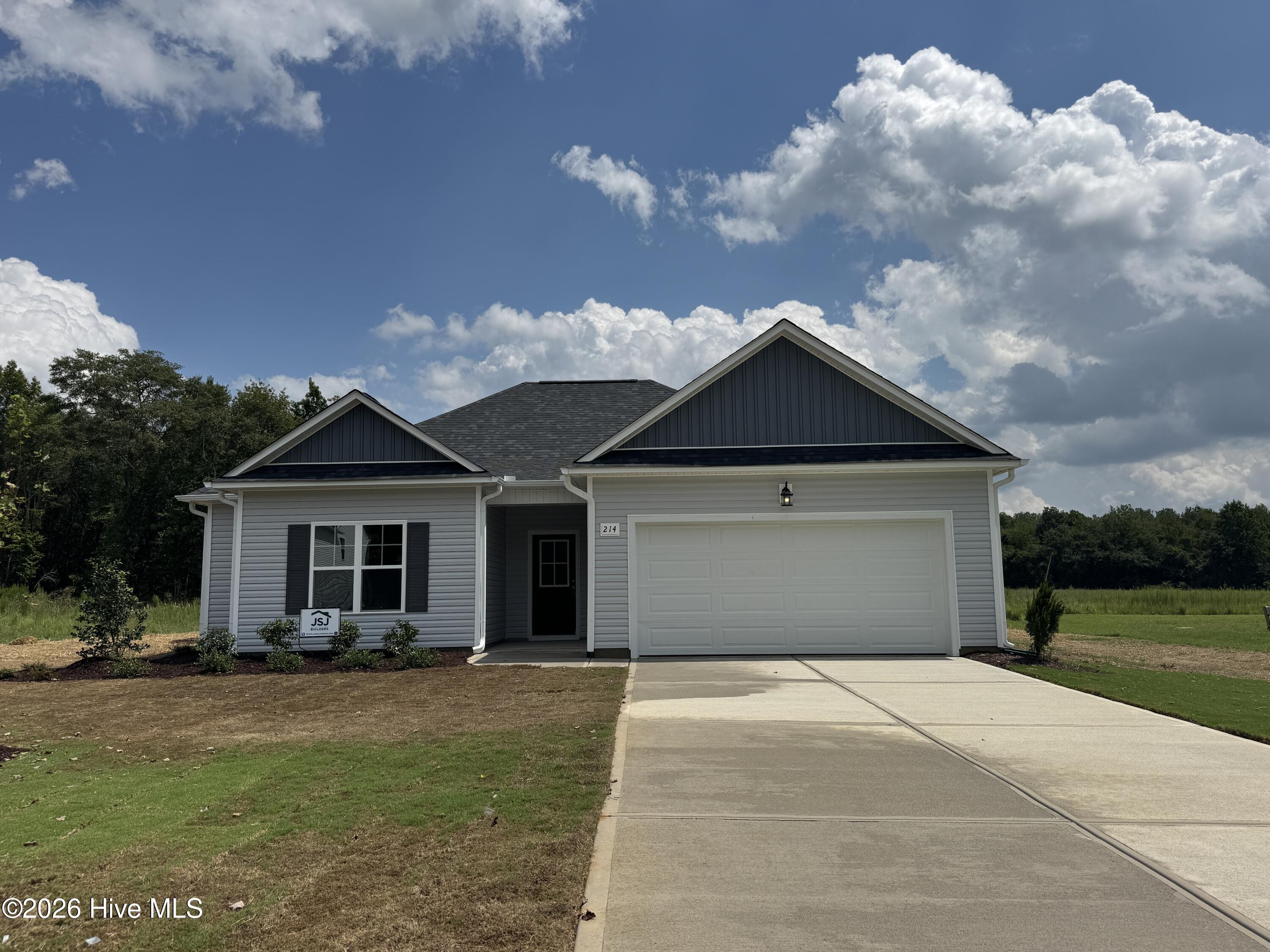 Residential in La Grange