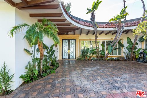 1491 Carla Rdg, Beverly Hills, CA, 90210-2510 | Card Image