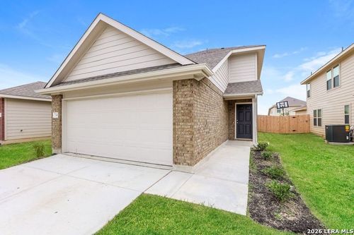 2306 Applewhite Mdw, San Antonio, TX, 78224-2357 | Card Image