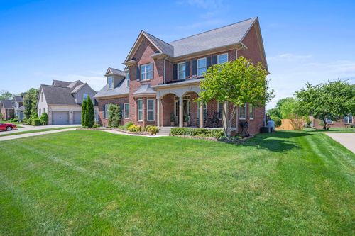 208 Maplewood Dr, Georgetown, KY, 40324-2633 | Card Image