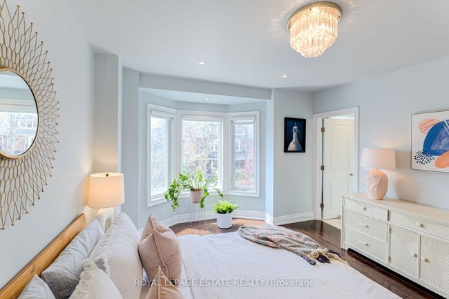 7 Delaware Ave, House attached with 5 bedrooms, 5 bathrooms and 1 parking in Toronto ON | Image 26