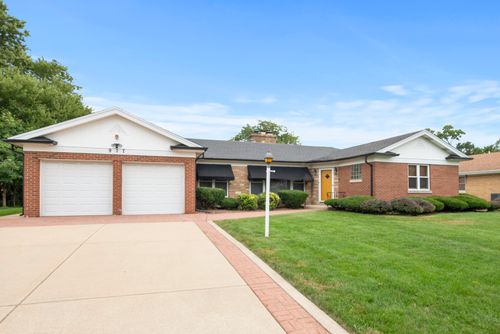 917 N Memorial Dr, Chicago Heights, IL, 60411-2028 | Card Image