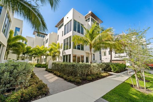 246-246 Garden Ct, Lauderdale By The Sea, FL, 33308 | Card Image