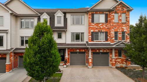 38-750 Lawrence St, Cambridge, ON, N3H0A9 | Card Image