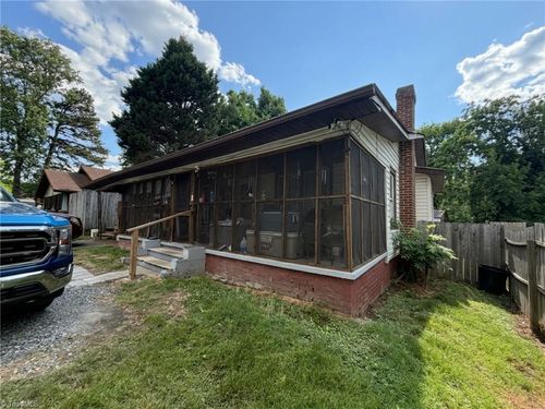 312 Reid Street, Thomasville, NC, 27360 | Card Image