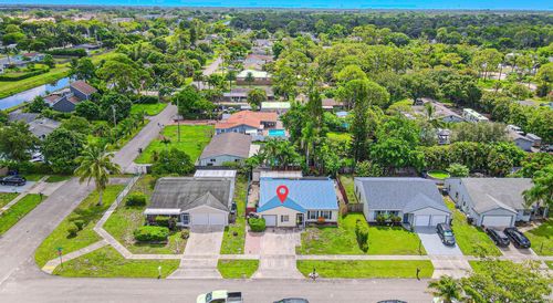 5018 Canal Cir E, Lake Worth, FL, 33467-1832 | Card Image