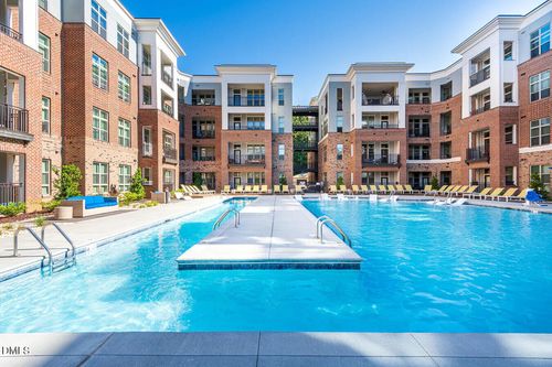 br-600 Carraway Crossing, Chapel Hill, NC, 27516 | Card Image