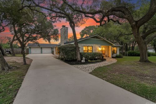 138 Stonegate North Dr, Boerne, TX, 78006 | Card Image