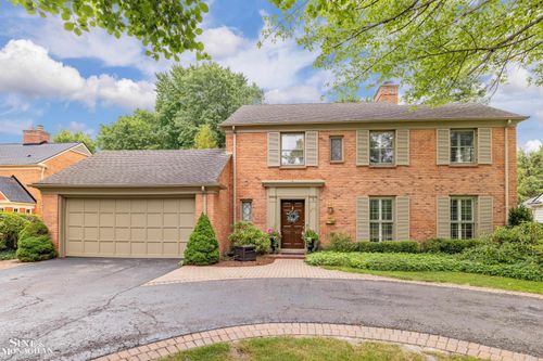 276 Kercheval Ave, Grosse Pointe Farms, MI, 48236-3106 | Card Image