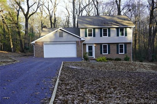 110 Stornoway Dr, Southern Pines, NC, 28387-7543 | Card Image