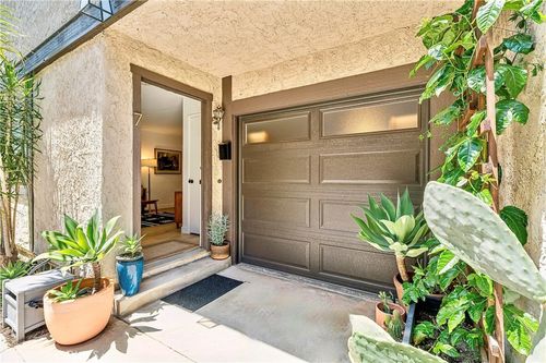 7-63 N Roosevelt, Pasadena, CA, 91107 | Card Image