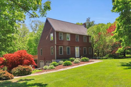 32 Powder Hill Rd, Middlefield, CT, 06455-1118 | Card Image