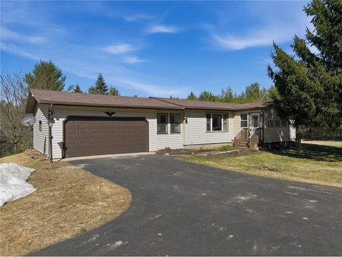 W13942 County Road B, Fairchild, WI, 54741-8704 | Card Image