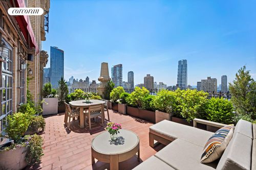 ph27a-12 W 72nd St, New York, NY, 10023-4163 | Card Image