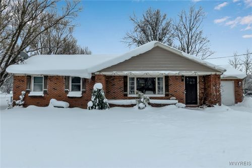 6903 Jewett Holmwood Rd, Orchard Park, NY, 14127-3021 | Card Image