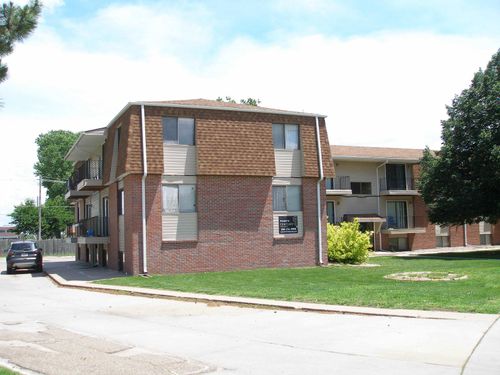 78-71-78 Villa Dr, Kearney, NE, 68845-4871 | Card Image