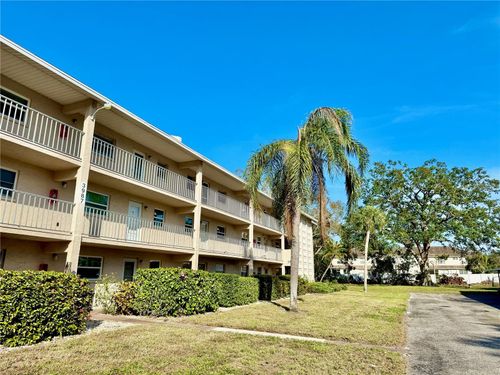 apt-132-3987 Maceachen Blvd, SARASOTA, FL, 34233-1126 | Card Image
